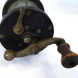 Vintage Pflueger Golden West 1878 salt water fishing reel Made in USA